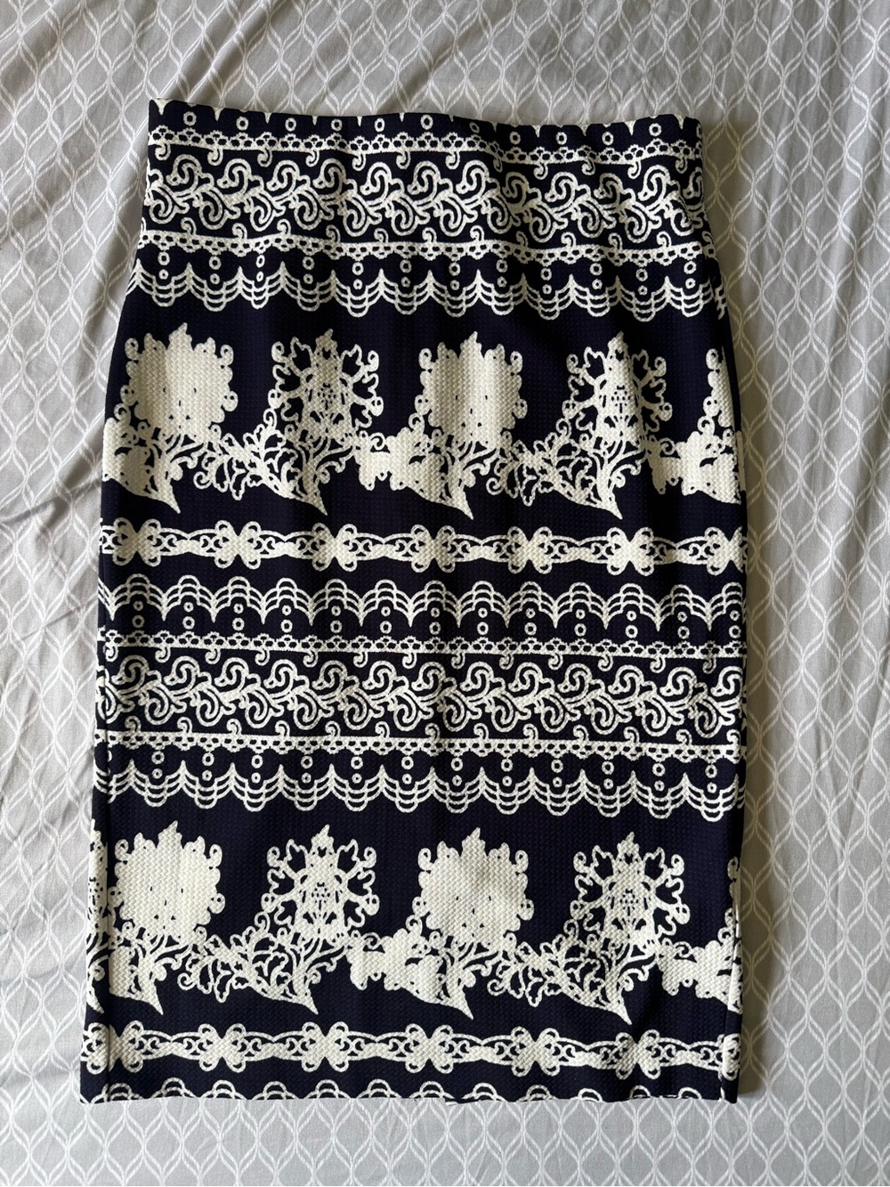 ECI Black and White Lace-Pattern Pencil Skirt